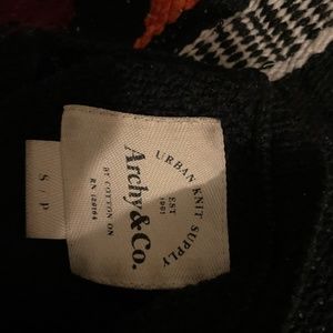 Archy & Co. Men’s Black Cotton Blend Knitted O-Nec